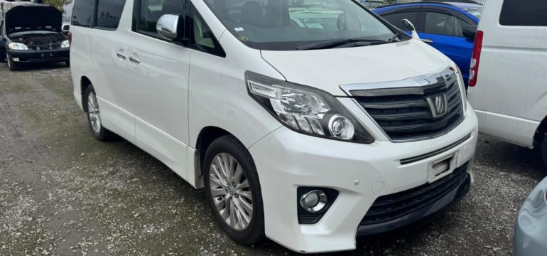 2013 ’63’ TOYOTA ALPHARD 350S C PACKAGE WITH SELECTABLE 4WD AND RADAR CRUISE!